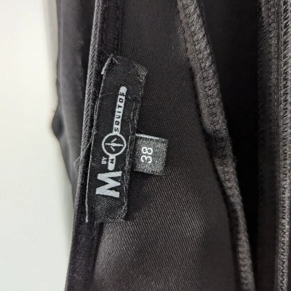 Plunging Neckline LBD, Size 38 - Picture 5 of 7